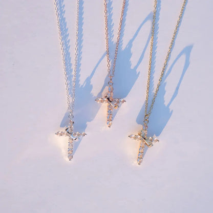 ✨ Crown Cross Necklace – Faith-Inspired Elegance for Everyday Grace ✝️